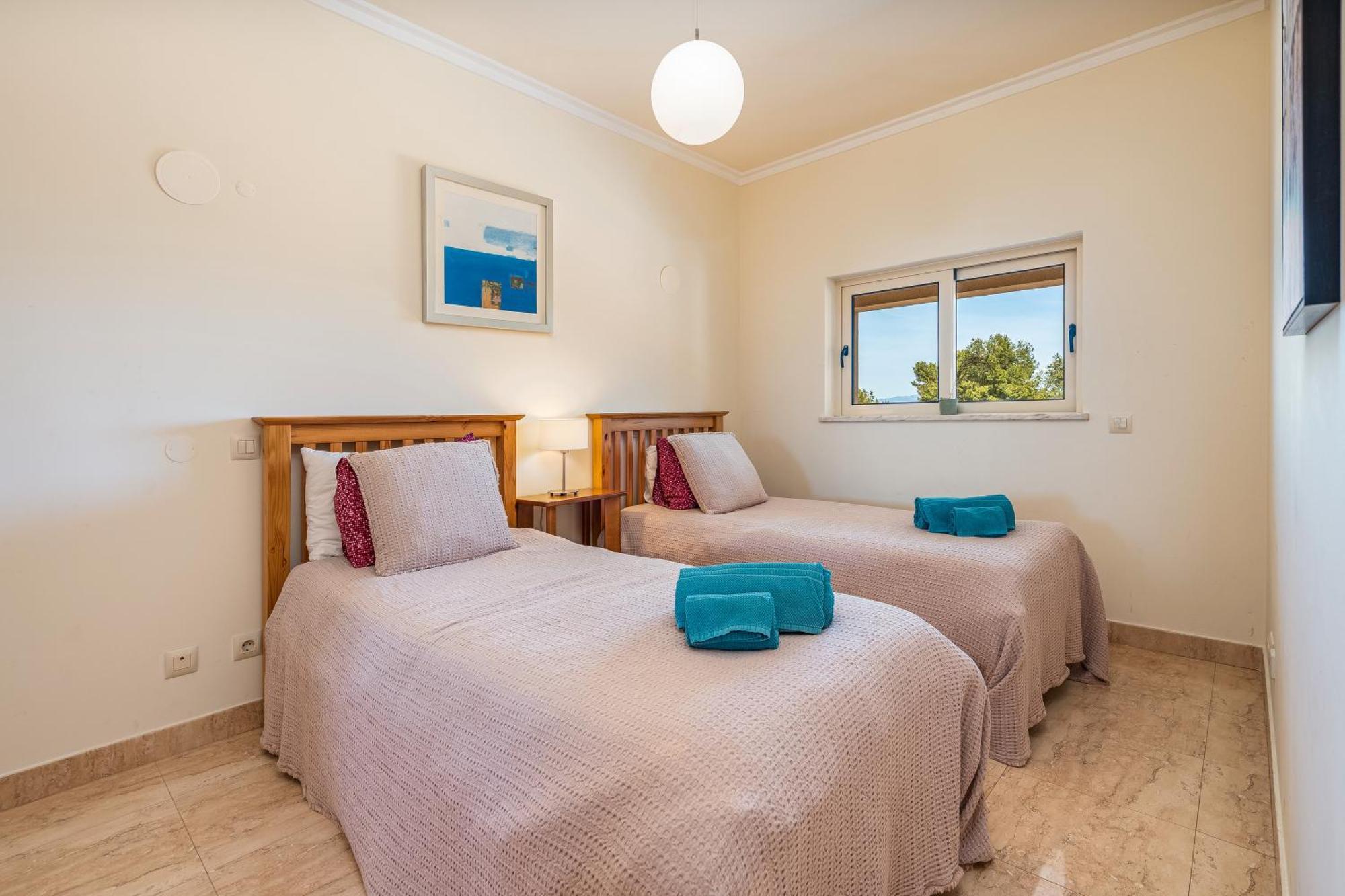 Apt Brightness Comfort In Burgau Exterior foto